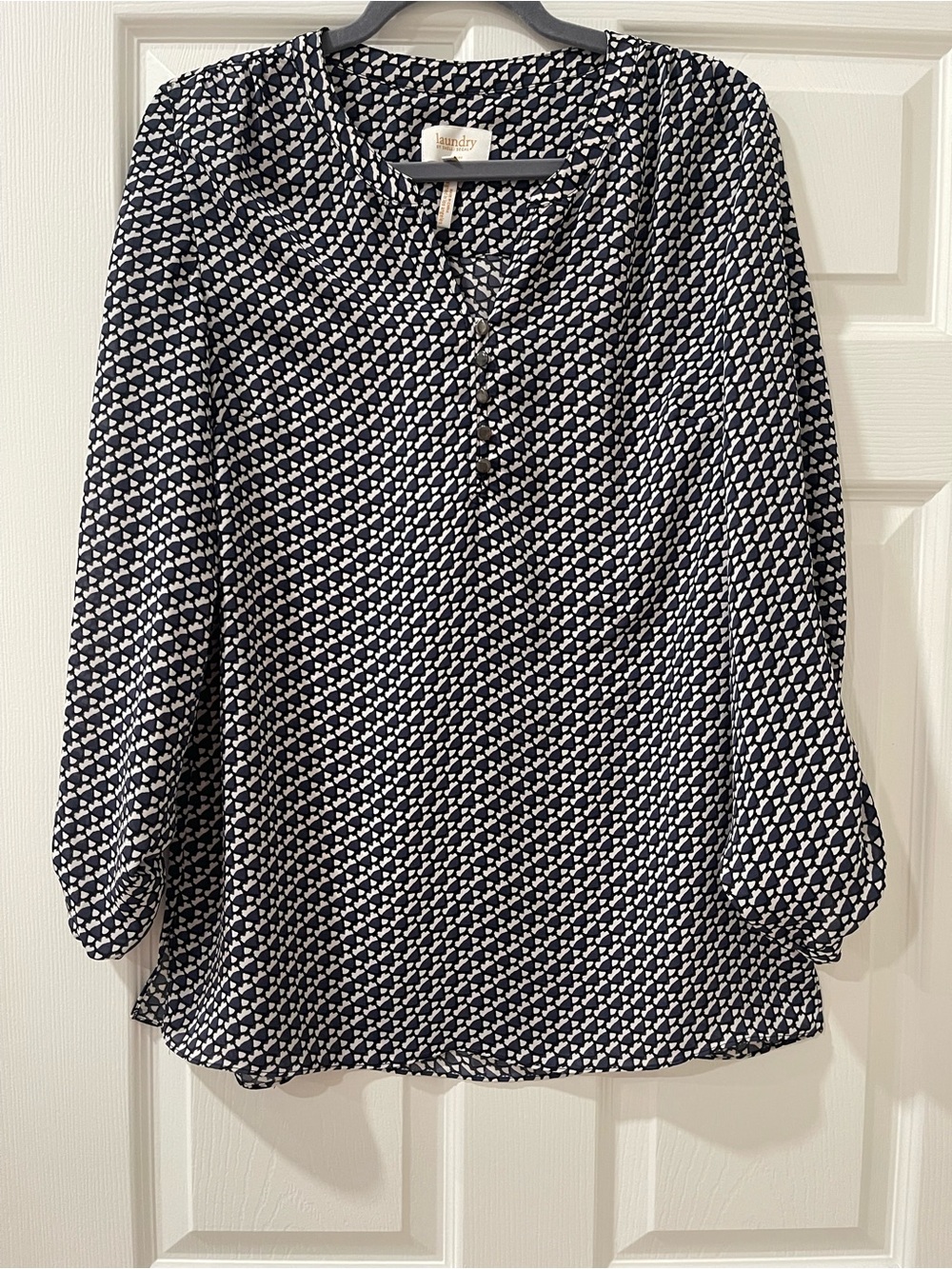 Laundry By Shelli Segal Navy & White Geometric Button-Front Blouse
